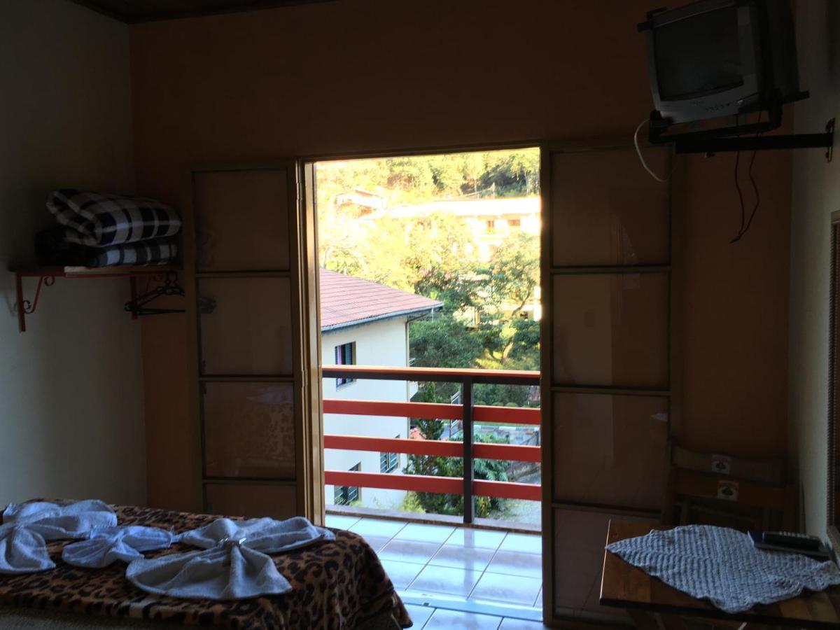 Hotel Pousada Nihhon Santo Antônio do Pinhal Esterno foto